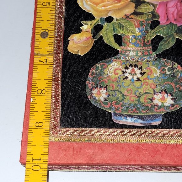 Floral Decorative Box with Red Border Fabric Lined Box - Picture 5 of 7